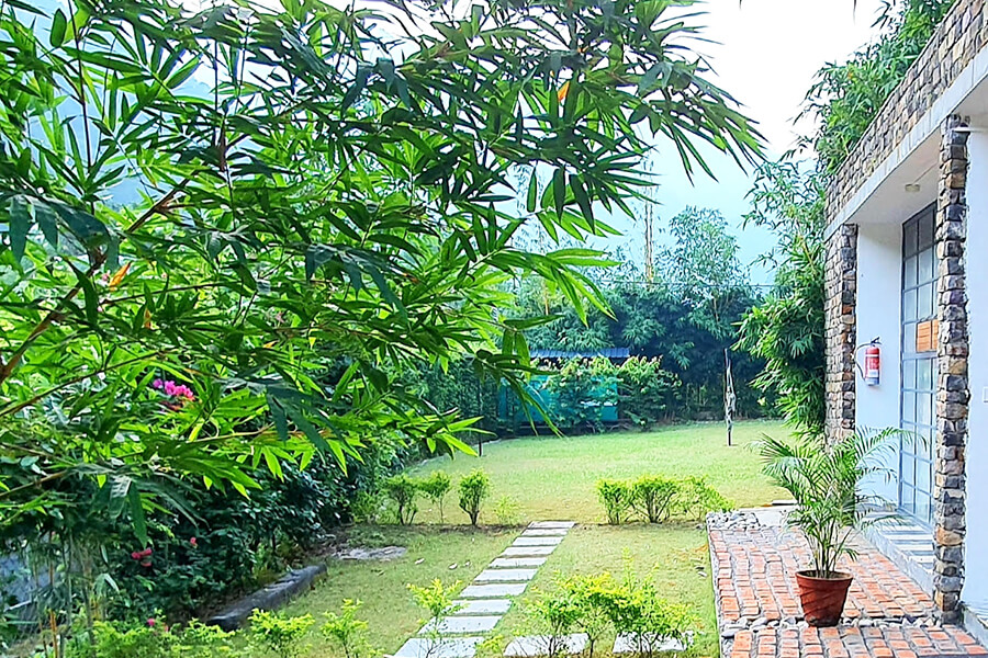 Goethite Granite GG Room